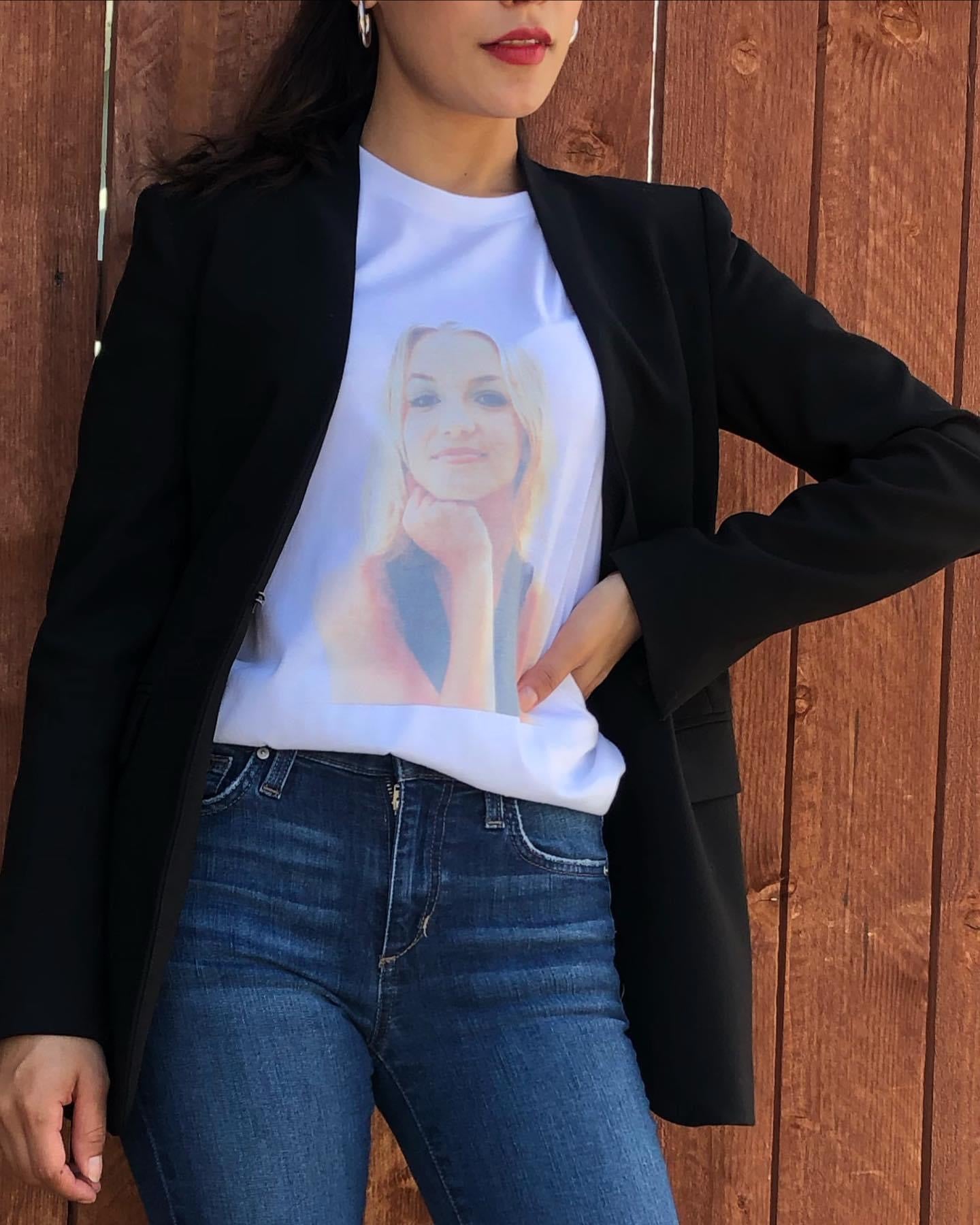 Britney Spears Vintage Graphic Design T-shirt